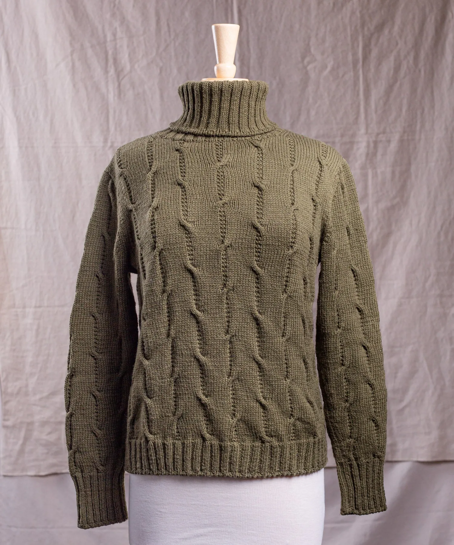 Blume Pullover | Design Sample