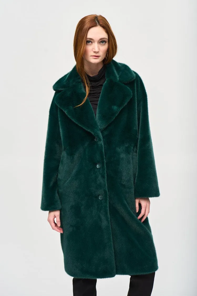 Faux Fur Straight Coat
243902
Magazine Style