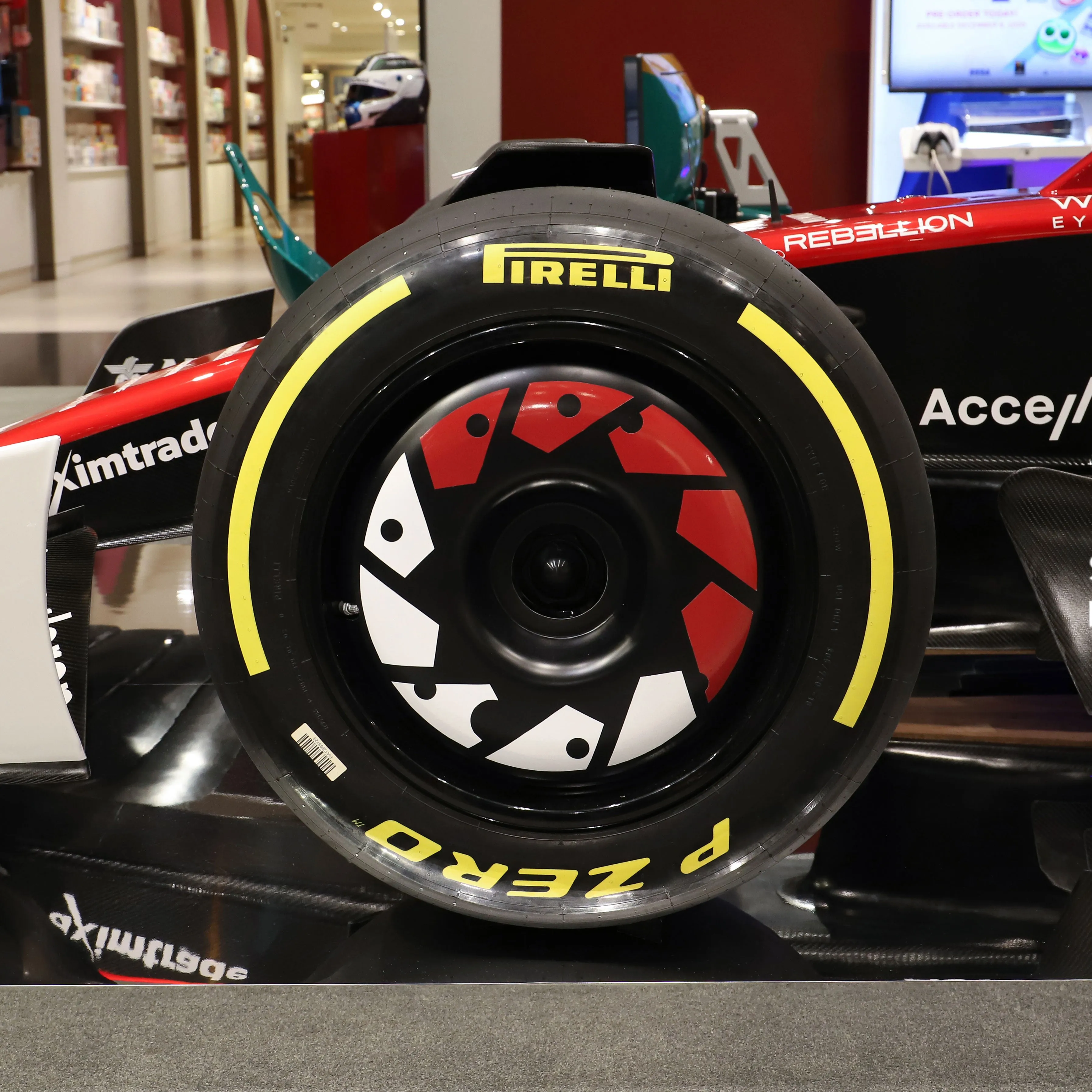 Official Alfa Romeo F1 Team ORLEN 2022 - Chassis 1 - C42 Show Car Signed By Bottas & Zhou With Monaco & US GP Racewear